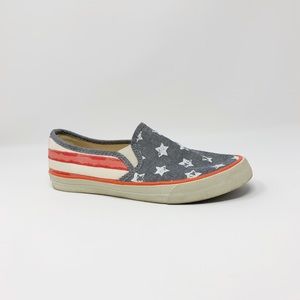 American eagle slip on